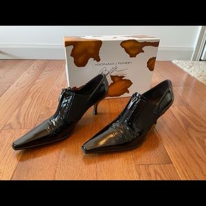 Donald J. Pliner black heels